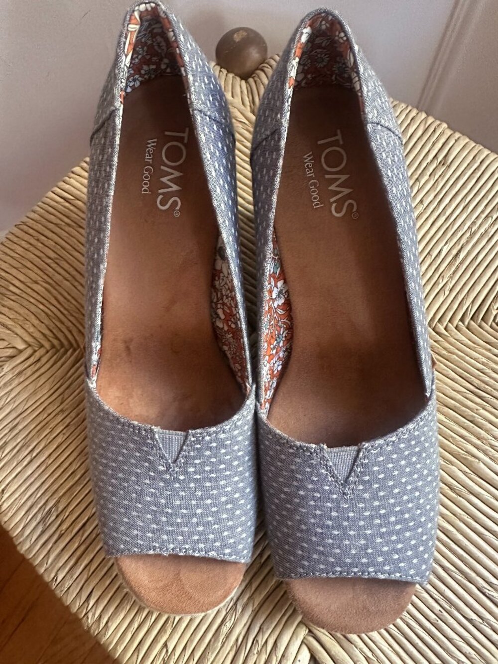 TOM'S Wedges